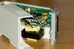 Read more about the article تعمیر UPS